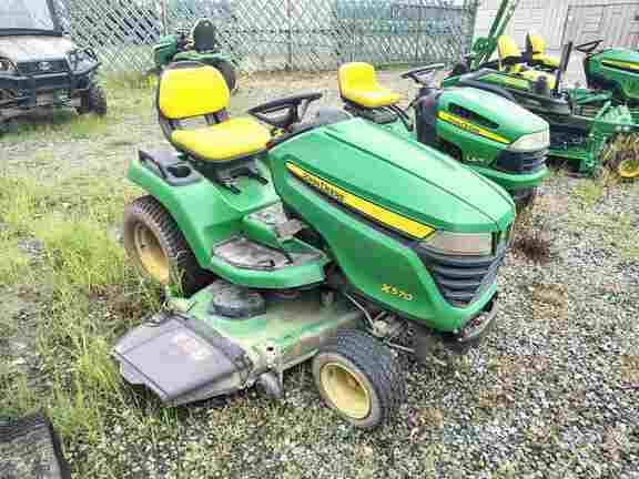 Image of John Deere X570 equipment image 4