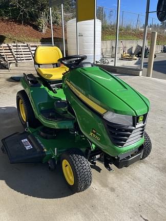 Image of John Deere X570 equipment image 3