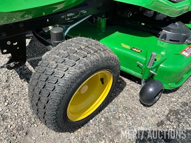 Image of John Deere X570 equipment image 4