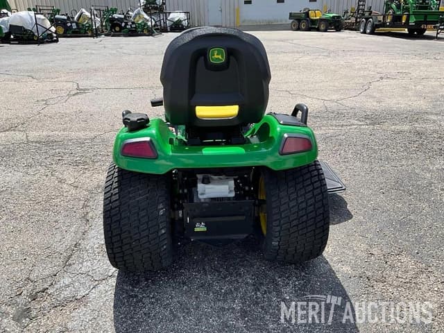Image of John Deere X570 equipment image 2