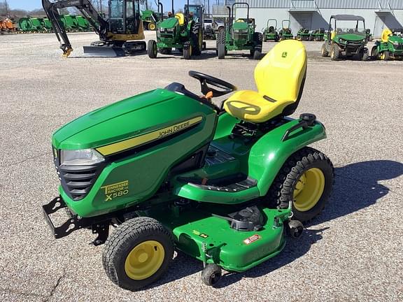 Image of John Deere X580 equipment image 1