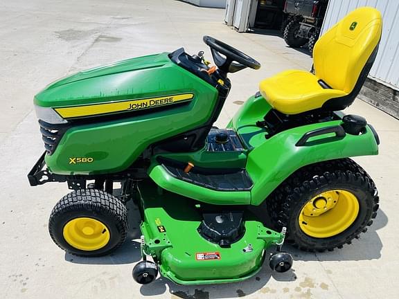 Image of John Deere X580 Primary image