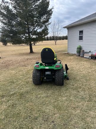 Image of John Deere X580 equipment image 4