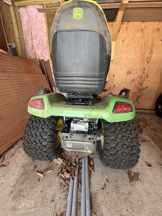 Image of John Deere X580 equipment image 3