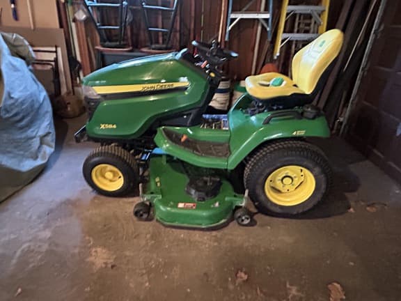 Image of John Deere X584 equipment image 1
