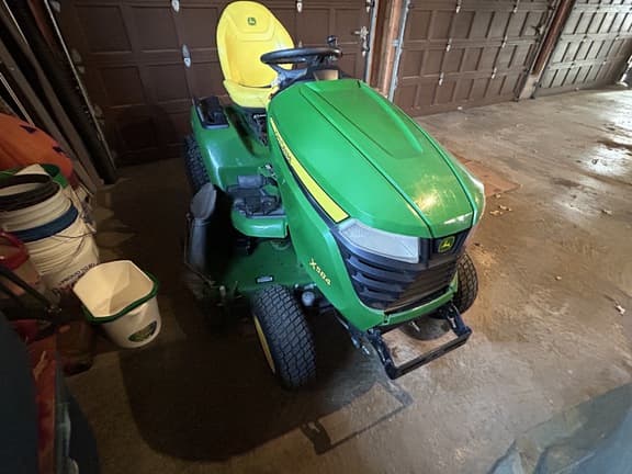 Image of John Deere X584 equipment image 2