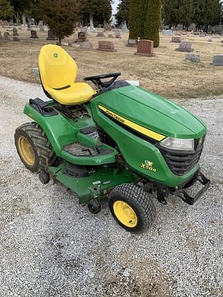 Image of John Deere X584 equipment image 4