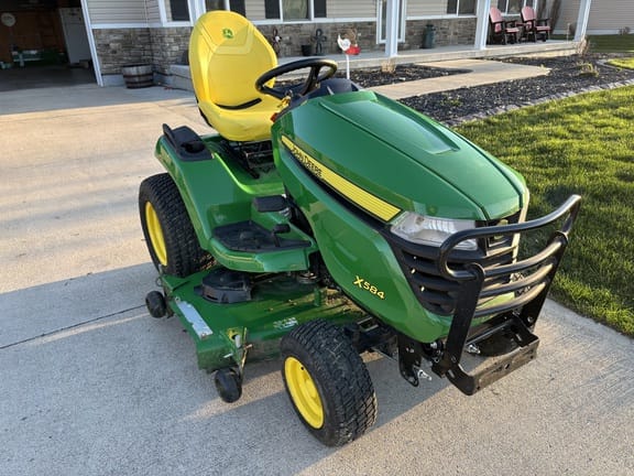 Main image John Deere X584