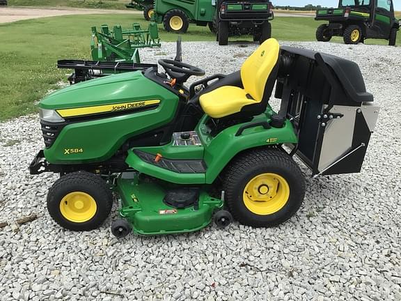 Image of John Deere X584 equipment image 3