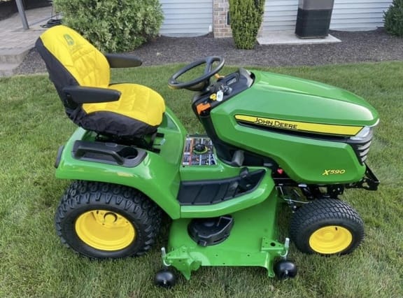 Main image John Deere X590