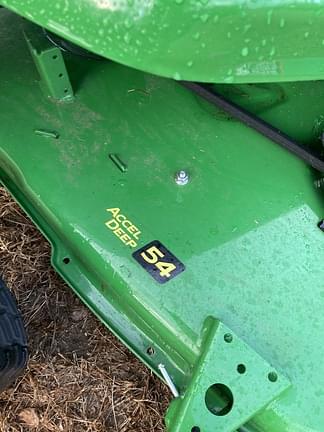 Image of John Deere X590 equipment image 1