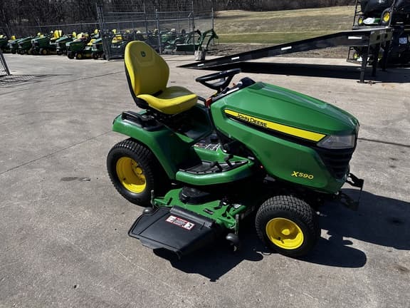 Image of John Deere X590 equipment image 2
