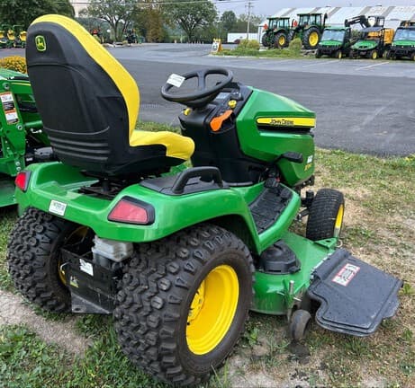 Image of John Deere X590 equipment image 2
