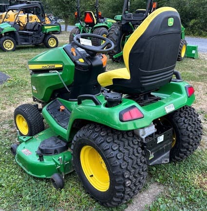 Image of John Deere X590 equipment image 3
