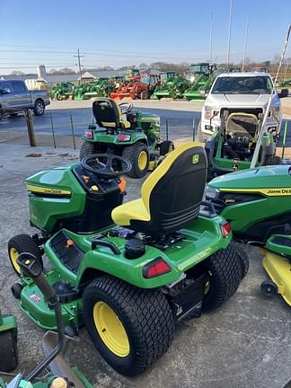 Image of John Deere X590 equipment image 2