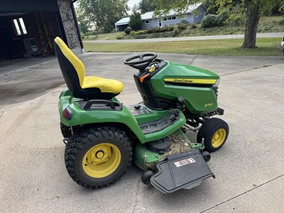 Image of John Deere X590 equipment image 4