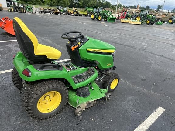 Image of John Deere X590 equipment image 4