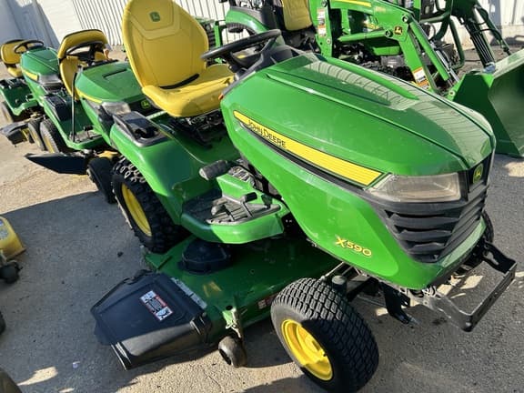 Image of John Deere X590 equipment image 1