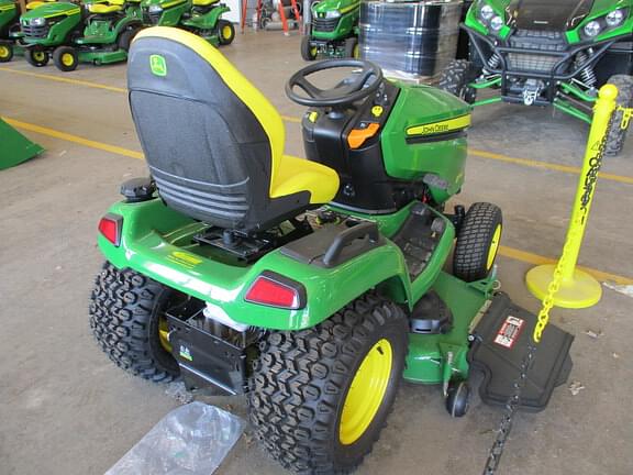 Image of John Deere X590 equipment image 2