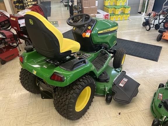 Image of John Deere X590 equipment image 2