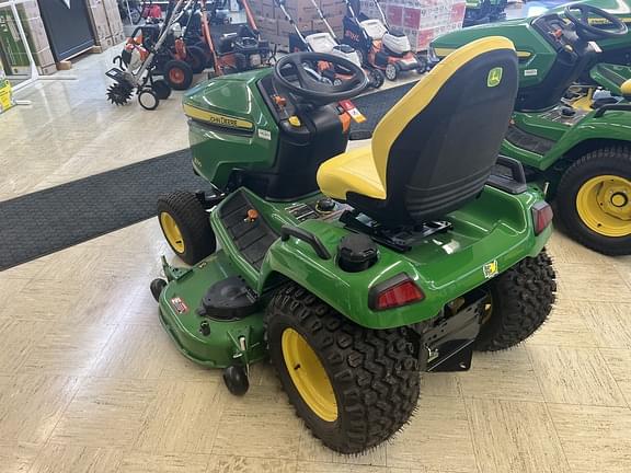 Image of John Deere X590 equipment image 3