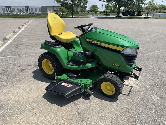 Image of John Deere X590 equipment image 1
