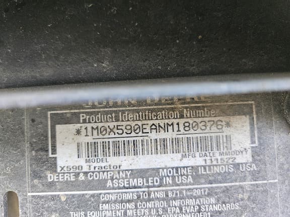 Image of John Deere X590 equipment image 4