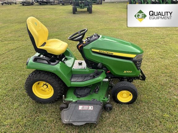 2023 John Deere X590 Equipment Image0