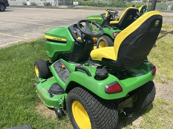 Image of John Deere X590 equipment image 2