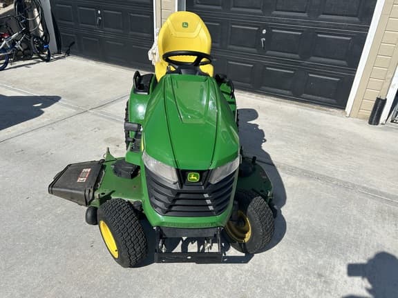 Image of John Deere X590 equipment image 1