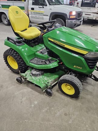 Image of John Deere X590 equipment image 1