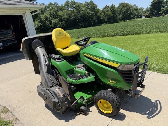 Image of John Deere X590 equipment image 1