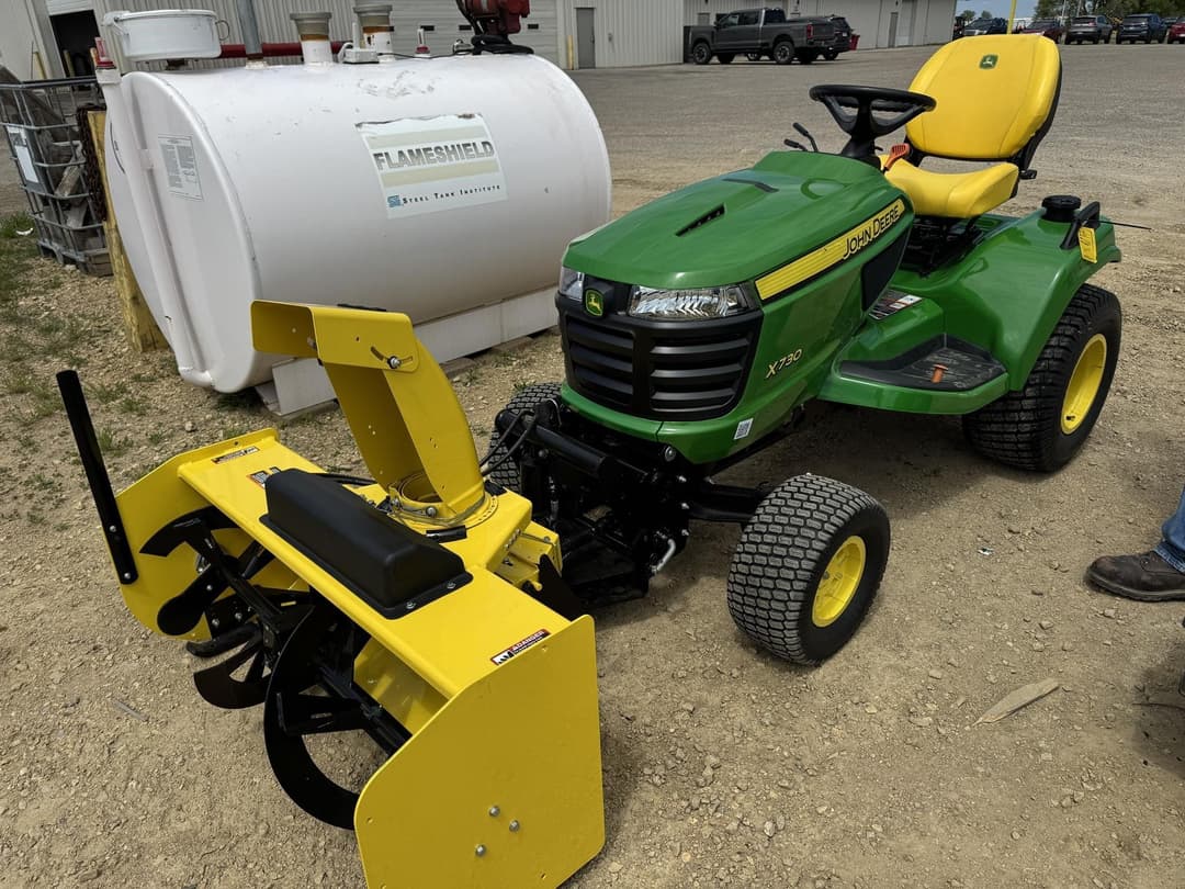 Image of John Deere X730 Primary image