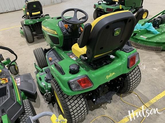 Image of John Deere X730 equipment image 4