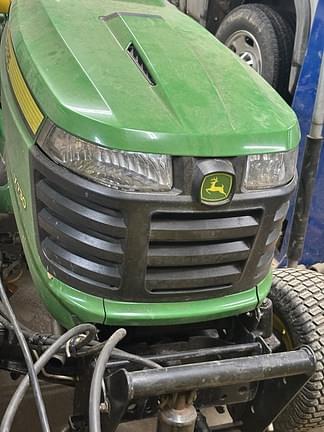 Image of John Deere X730 equipment image 1