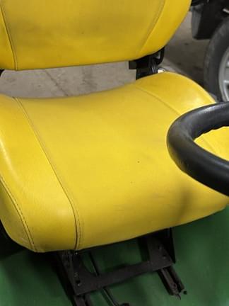 Image of John Deere X730 equipment image 4