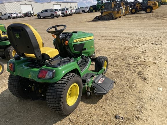 Image of John Deere X730 equipment image 3