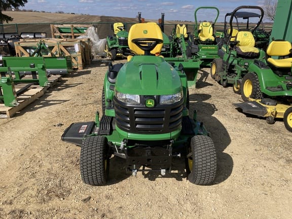 2023 John Deere X730 Equipment Image0