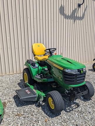 Image of John Deere X730 equipment image 2