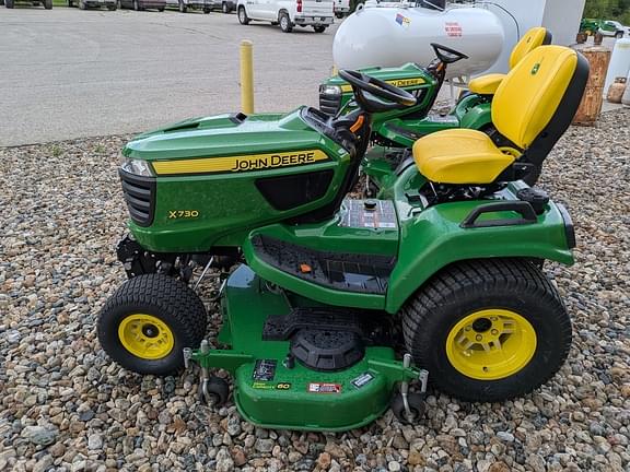 Image of John Deere X730 equipment image 1