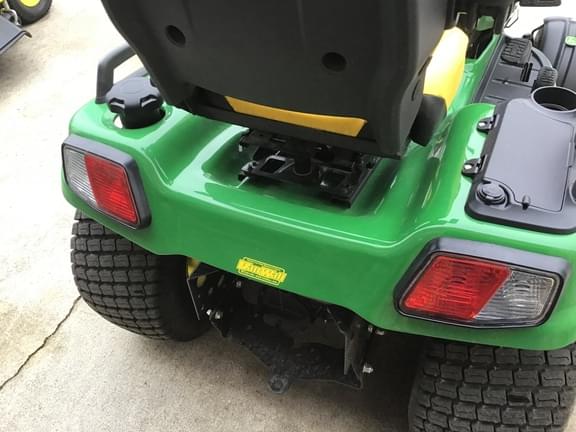Image of John Deere X730 equipment image 3