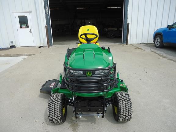 Image of John Deere X730 equipment image 2