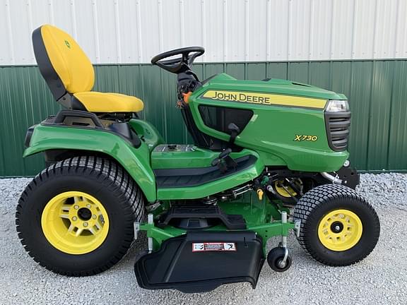 Image of John Deere X730 equipment image 1