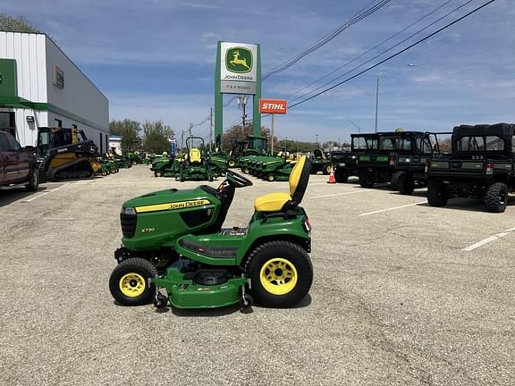 Image of John Deere X730 Primary image
