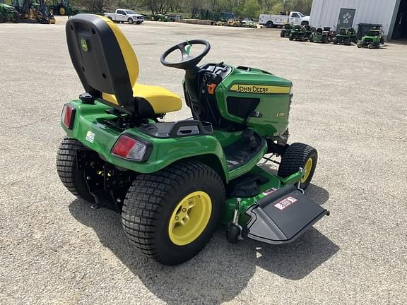 Image of John Deere X730 equipment image 3