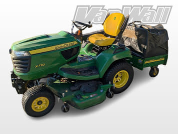 Main image John Deere X730