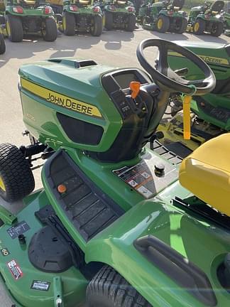 Image of John Deere X730 equipment image 3