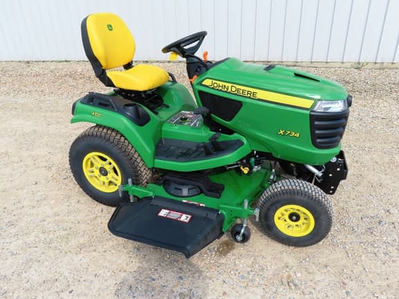 Image of John Deere X734 Primary image