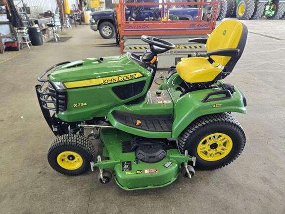 Image of John Deere X734 Primary image