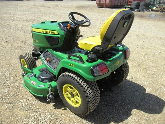 Image of John Deere X734 equipment image 4